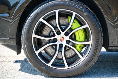 2025 Porsche Cayenne E-Hybrid Coupe Base