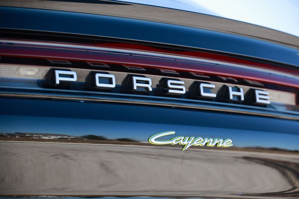 2025 Porsche Cayenne E-Hybrid Coupe Base