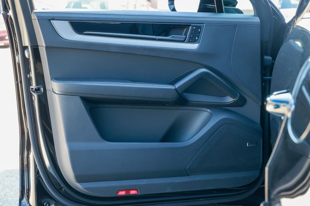 2025 Porsche Cayenne E-Hybrid Coupe Base