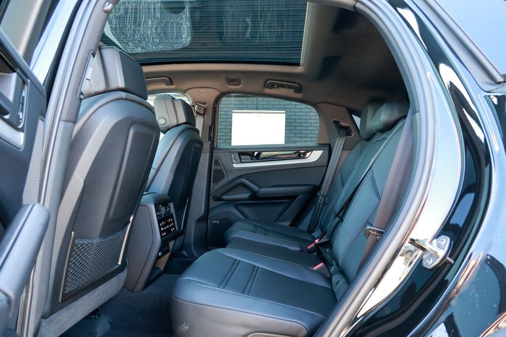 2025 Porsche Cayenne E-Hybrid Coupe Base