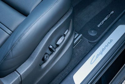 2025 Porsche Cayenne E-Hybrid Coupe Base