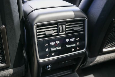 2025 Porsche Cayenne E-Hybrid Coupe S