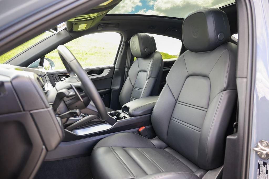 2025 Porsche Cayenne E-Hybrid Coupe S