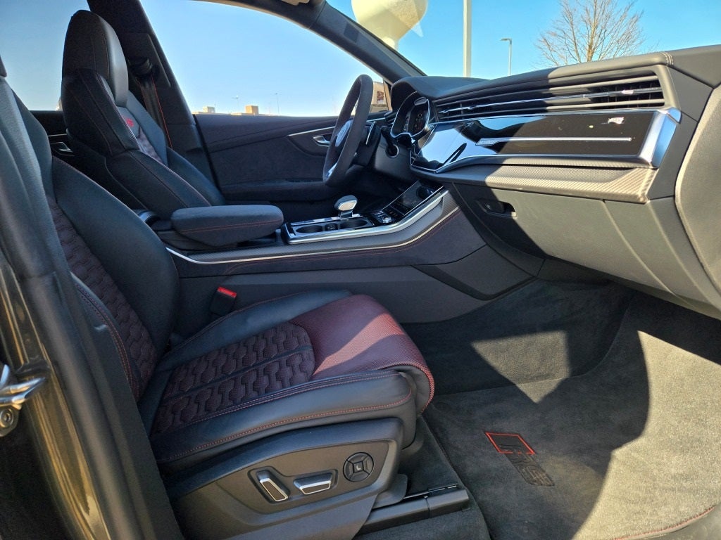 2025 Audi RS Q8 performance 4.0T quattro