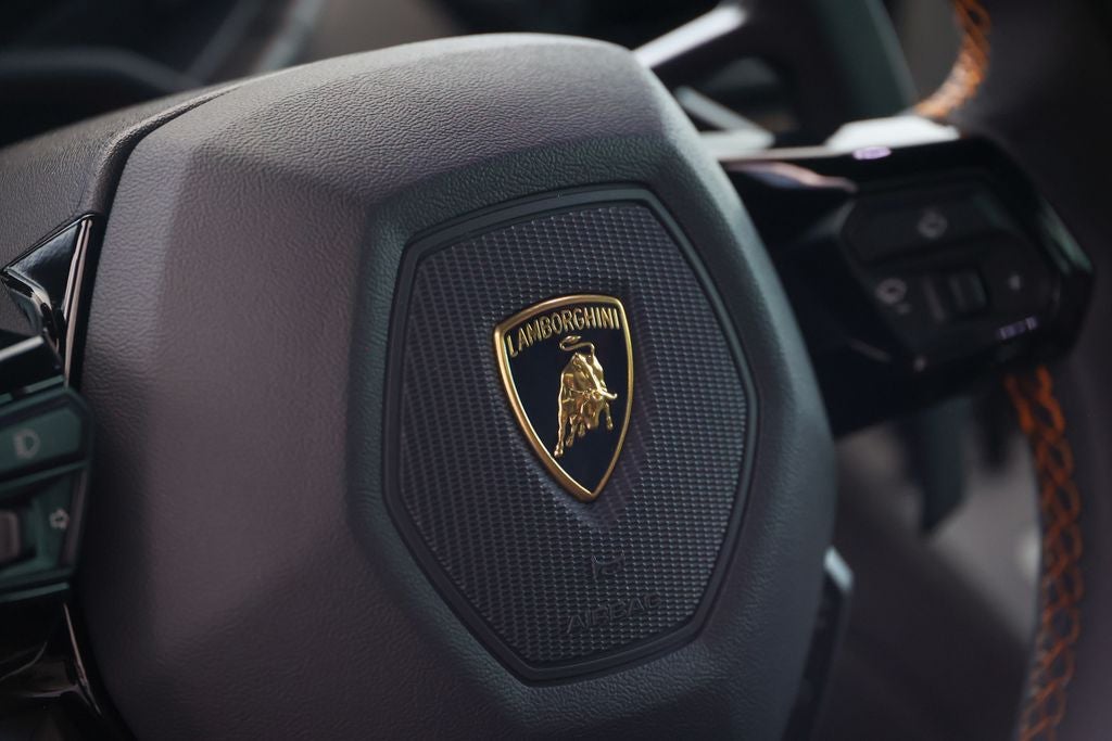 2024 Lamborghini Huracan Tecnica Base