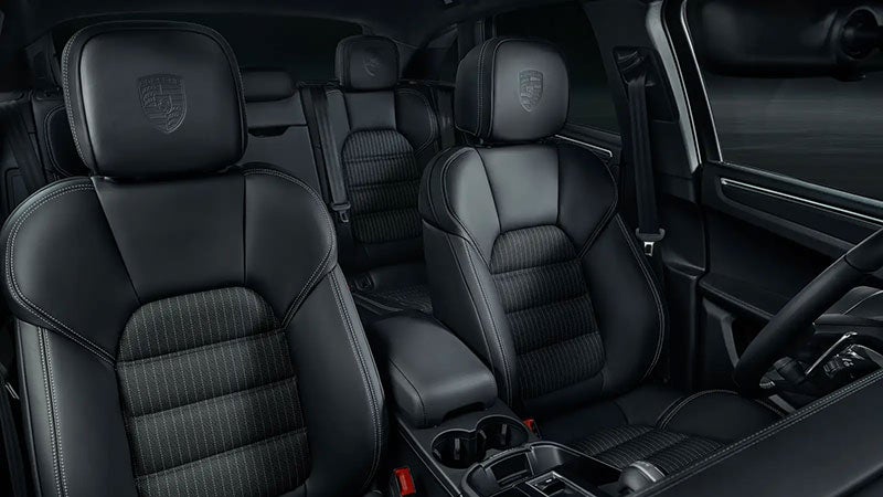 Porsche Macan T Interior