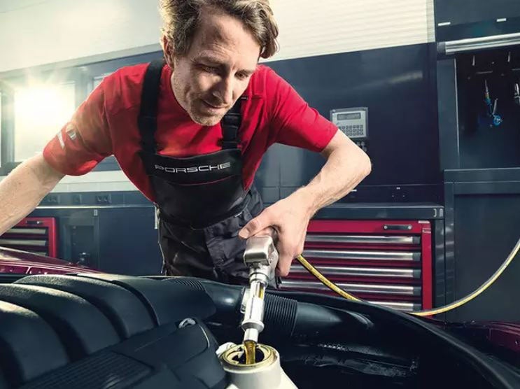 Porsche Oil Change